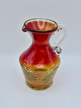 GLOWS! Miniature Hand-Crafted Amberina Crackle Glass Clear Applied Handle 4.5”